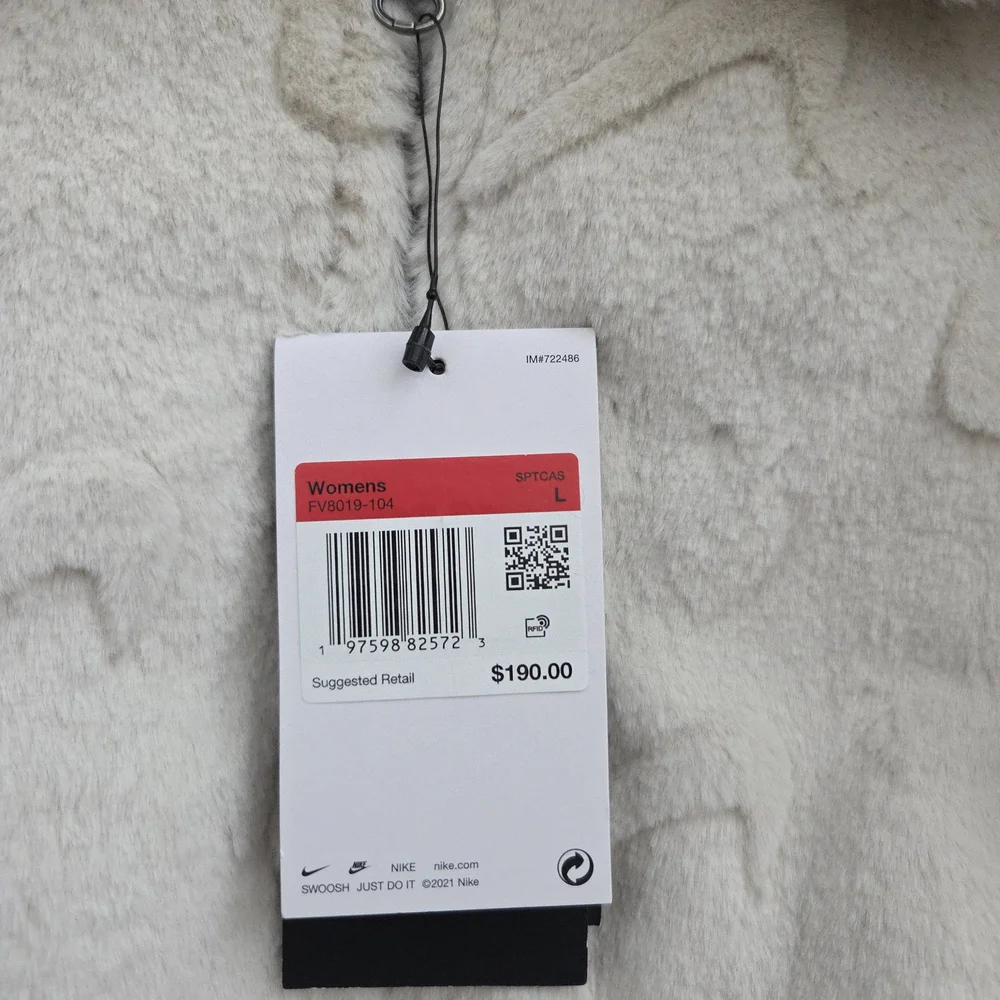 Nike Women's Sportswear Essentials Printed Plush Faux Fur Jacket Size Large - Picture 5 of 6